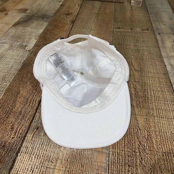 Radness Shal White Strapback - Vans - Picture 5 of 8